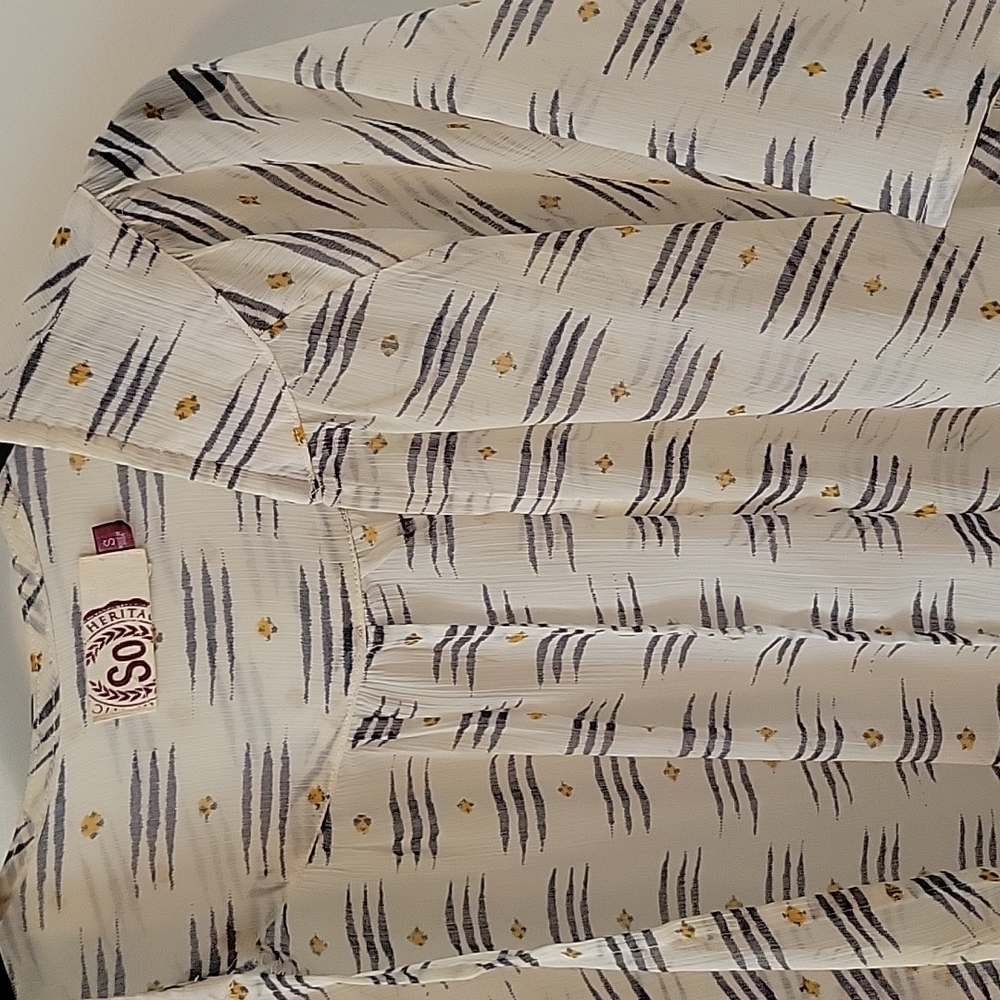 ⚠️3 for 30!! Patterned Kimono - Picture 2 of 4